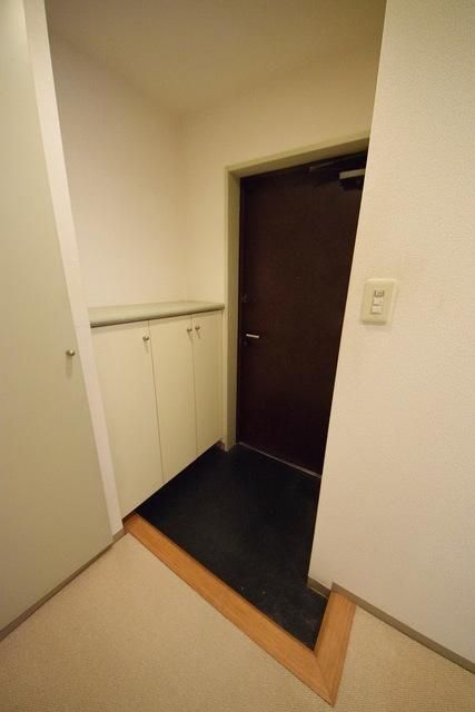 玄関　★お問い合わせはタウンハウジングまで★