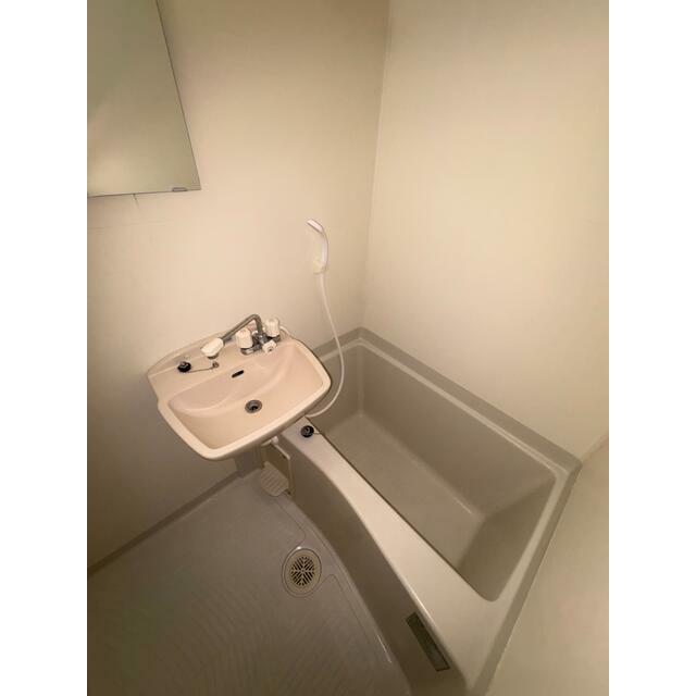 バス・シャワールーム　バストイレ別