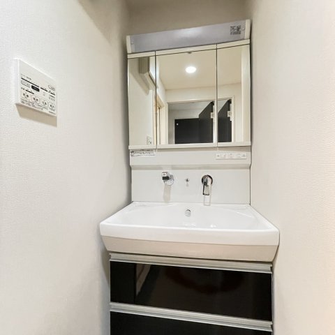 洗面設備　同仕様タイプです