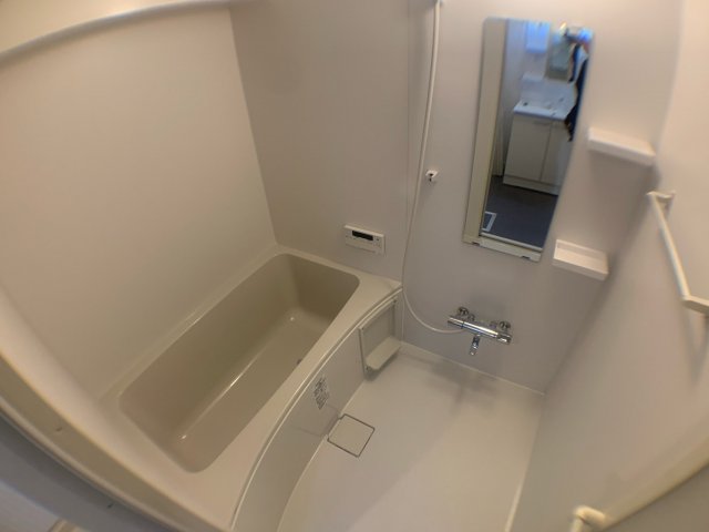 バス・シャワールーム　シンプルで機能的なユニットバスです！