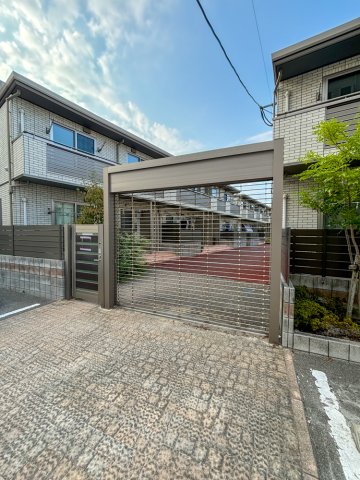 エントランス　清潔なエントランスです★