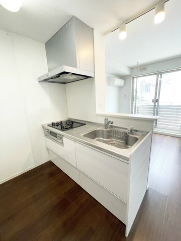 キッチン　使い勝手の良いカウンターキッチンです♪