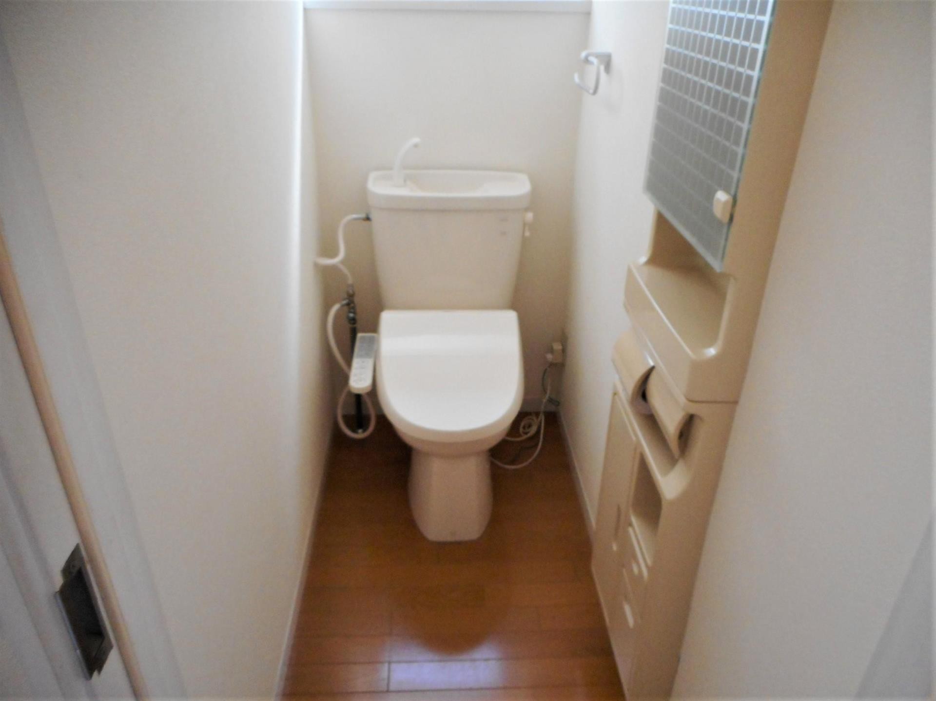 トイレ　トイレ　ウォシュレット