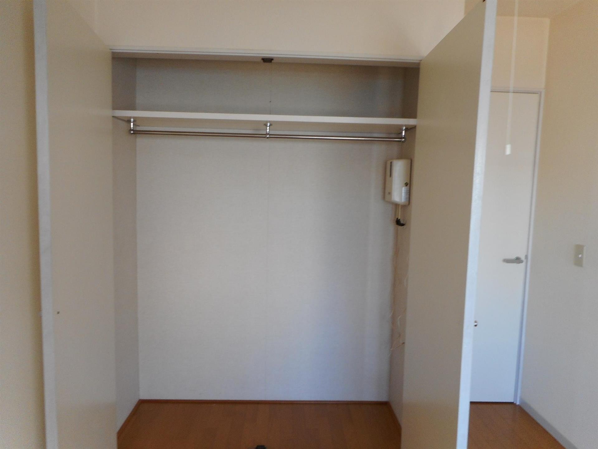 収納　クローゼット