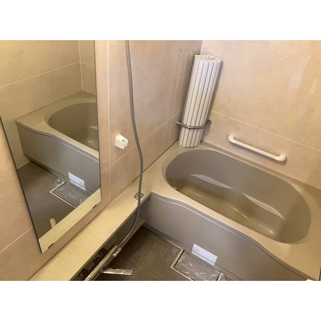 バス・シャワールーム　バス