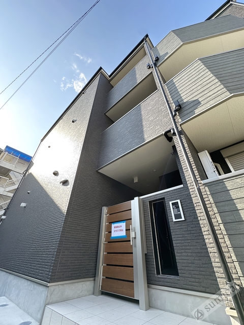 エントランス　オートロックで部外者はシャットアウト♪♪