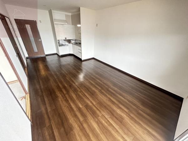 居室・リビング　ゆったり過ごせる居間です