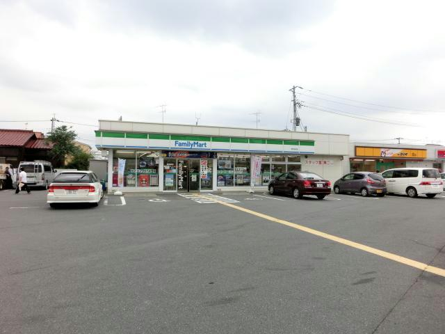 コンビニ　ファミリーマート 坂戸石井店（コンビニ）まで247m