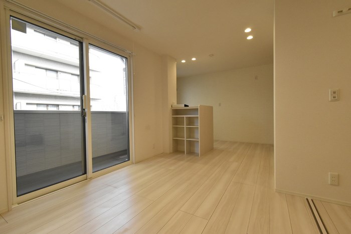 居室・リビング　11.1帖のLDKでう、エアコン・室内干しあります