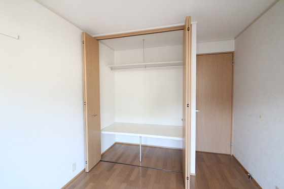 収納　※別部屋の写真です