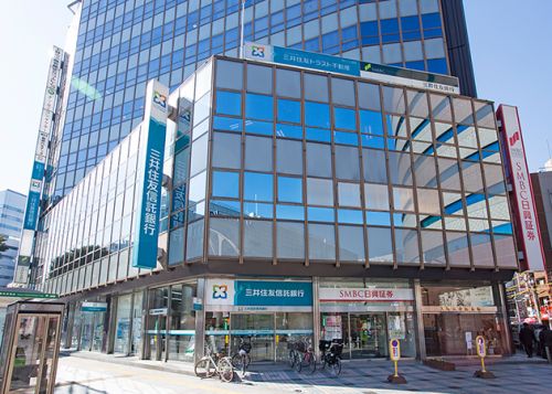 銀行　三井住友銀行 上野支店（銀行）まで503m