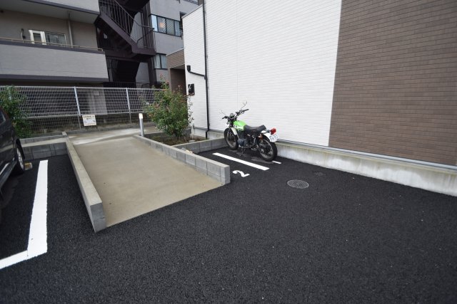 その他　バイク置き場