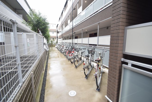 ロビー　駐輪場