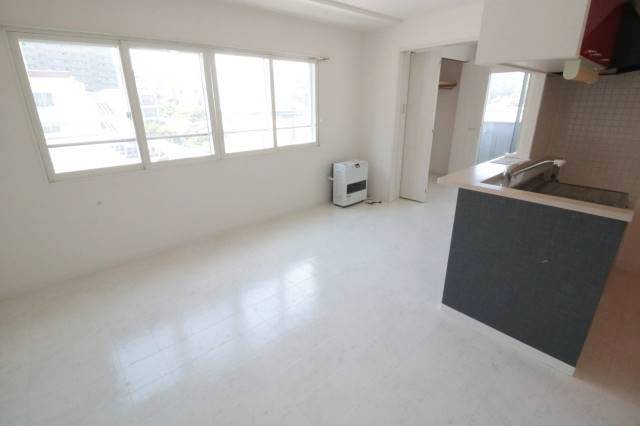 居室・リビング　綺麗な内装のリビングスペース♪