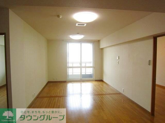 居室・リビング　見学可能！03-5791-0061まで！