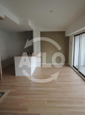 居室・リビング　CITY SPIRE難波グレイス　リビング