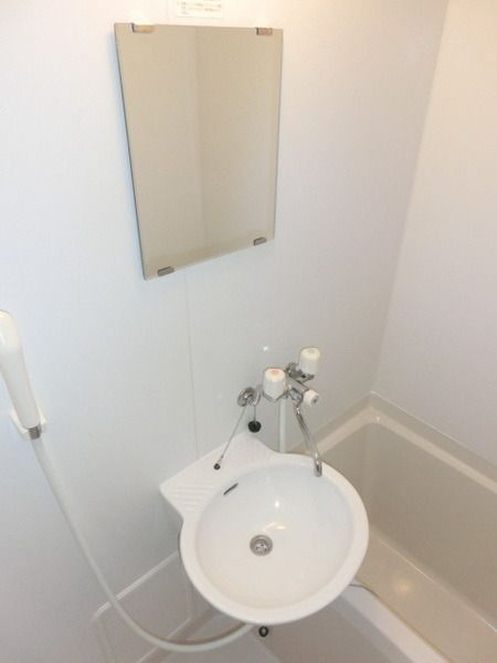 洗面設備　別室参照　現状優先