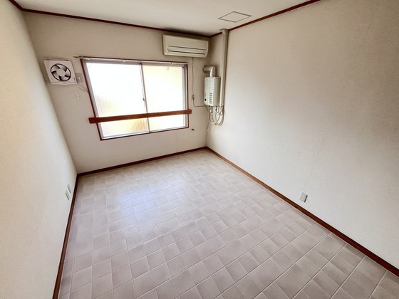 居室・リビング　※別部屋の写真です