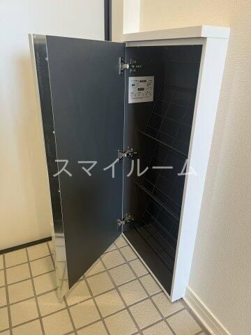 収納　別部屋参考写真となります。