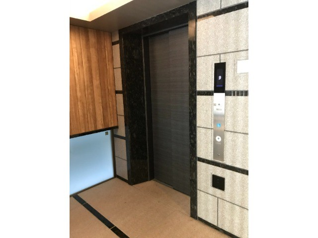 エントランス　ＥＶ