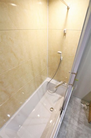 バス・シャワールーム　参考写真（同物件別部屋）