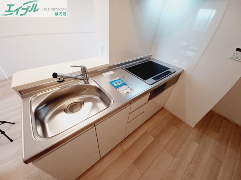 キッチン　同型参考写真です