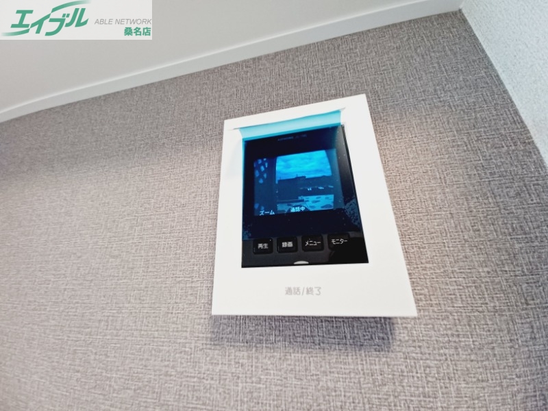 セキュリティ　同型参考写真です