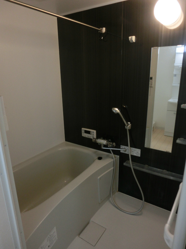 バス・シャワールーム　※同物件別号室参考写真