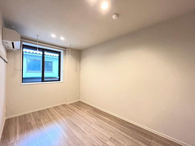 その他部屋・スペース　WiFi無料なのでベッドルームでも快適ネット環境です