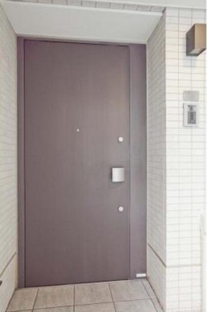 玄関　他のタイプのお写真です（色合いが異なる場合が御座います）