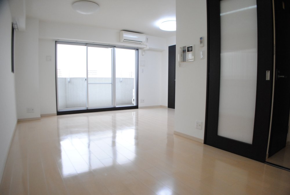 居室・リビング　クレグラン北梅田　洋室