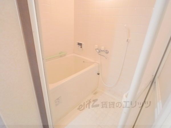 バス・シャワールーム　風呂