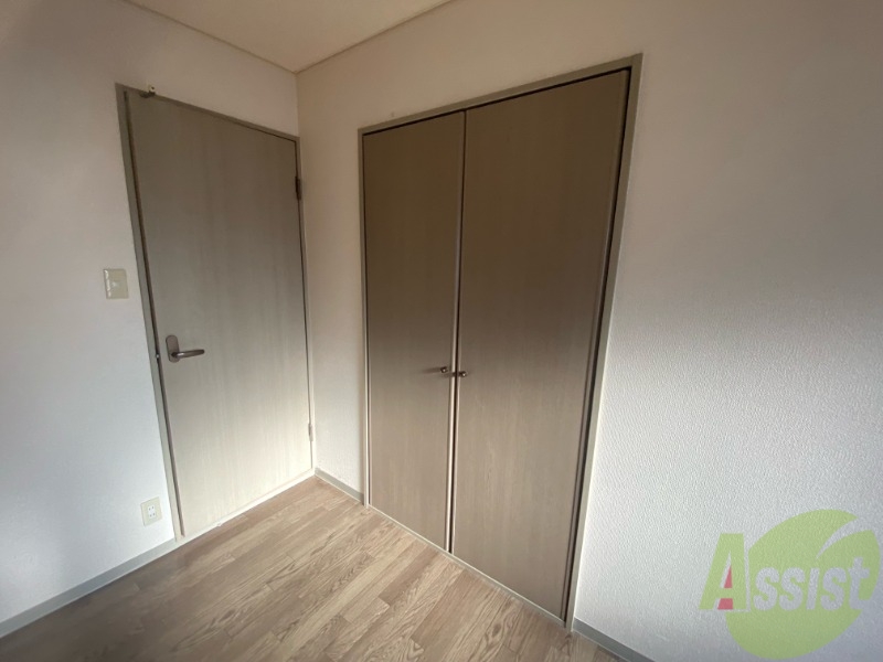 収納　収納はこちら。中の様子が気になりますね。。