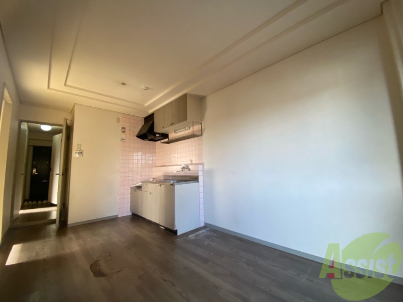 居室・リビング　８．４帖のダイニングになります。伸び伸び出来そうですね。