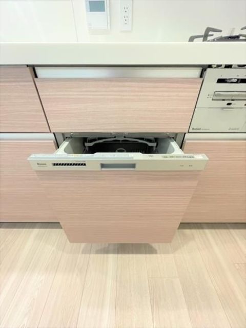 キッチン　別部屋参考写真です