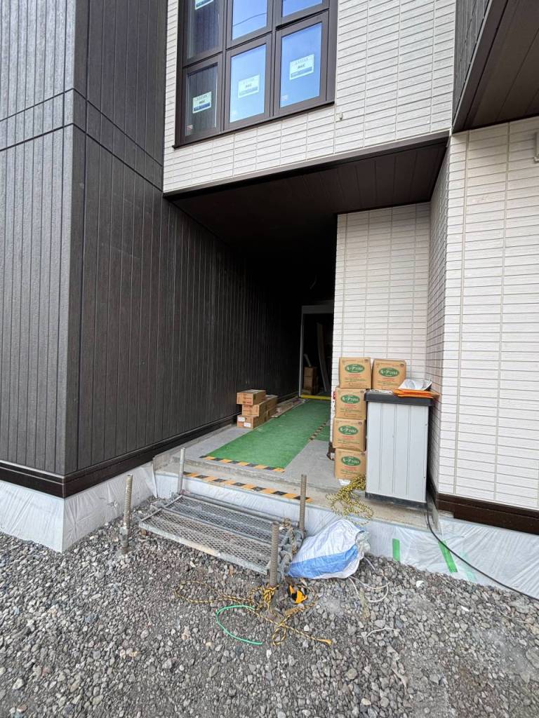 エントランス　※建設中
