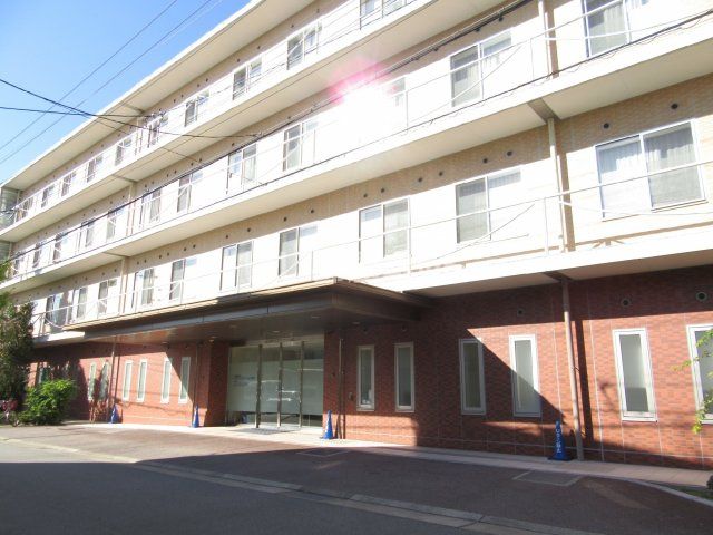 病院　宝塚リハビリテーション病院（病院）まで955m