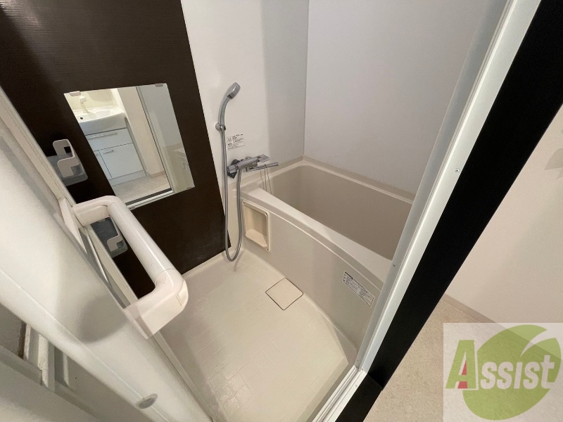 バス・シャワールーム　お風呂です！一日の疲れを癒してくださいね！