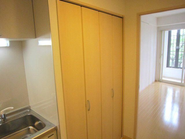 収納　■クローゼット収納