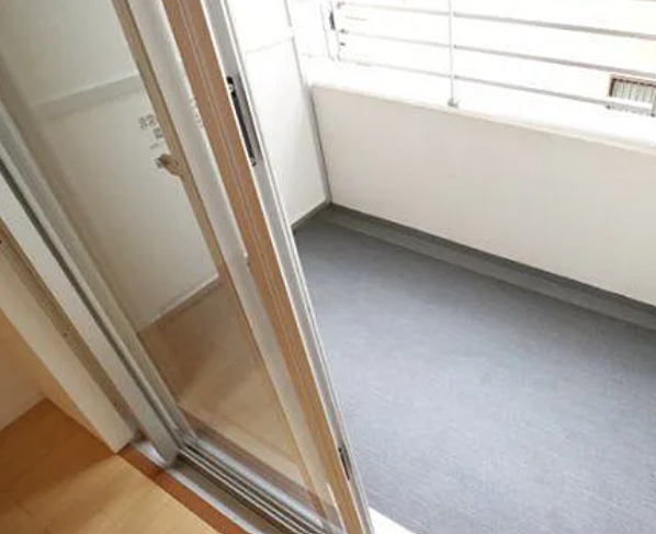 バルコニー　※別部屋の参考写真です。