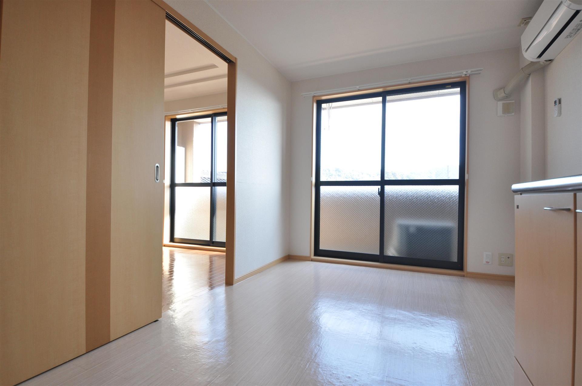 居室・リビング　6.6帖ダイニング