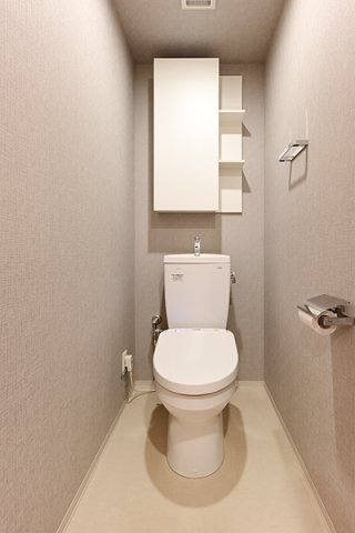 トイレ　落ち着いたトイレです
