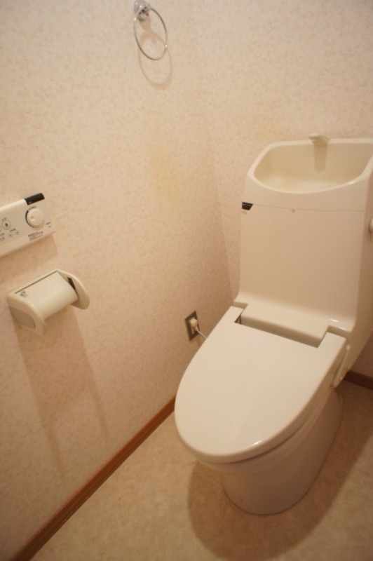 トイレ　図面と現状に相違がある場合には現状を優先