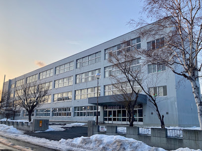 小学校　元町北小学校（小学校）まで260m