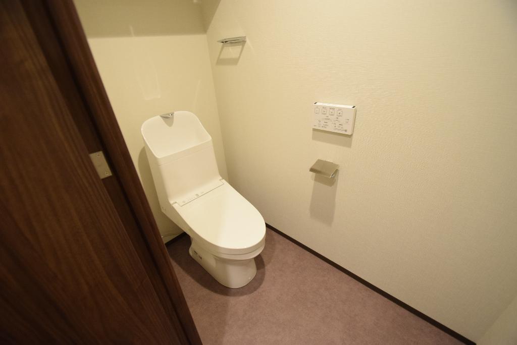 トイレ　シャワー付トイレ