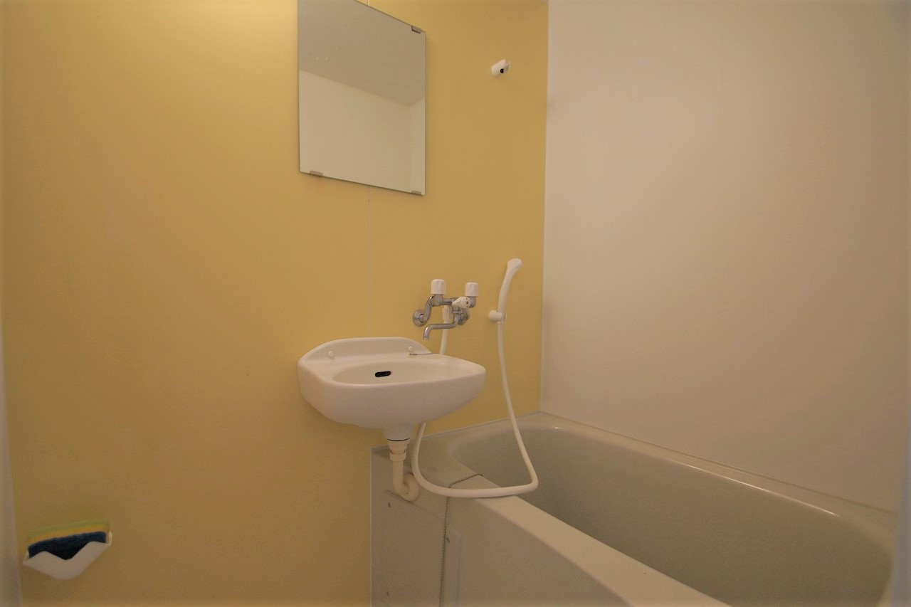 バス・シャワールーム　バスルーム