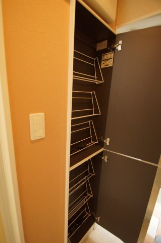 収納　シューズボックスあります。