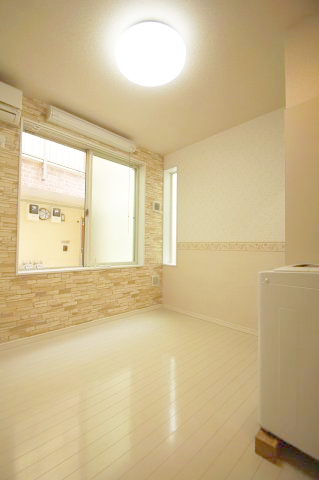 居室・リビング　2面採光のお部屋です。