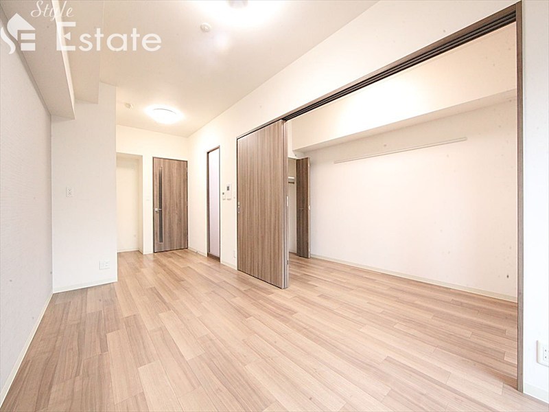 居室・リビング　内装