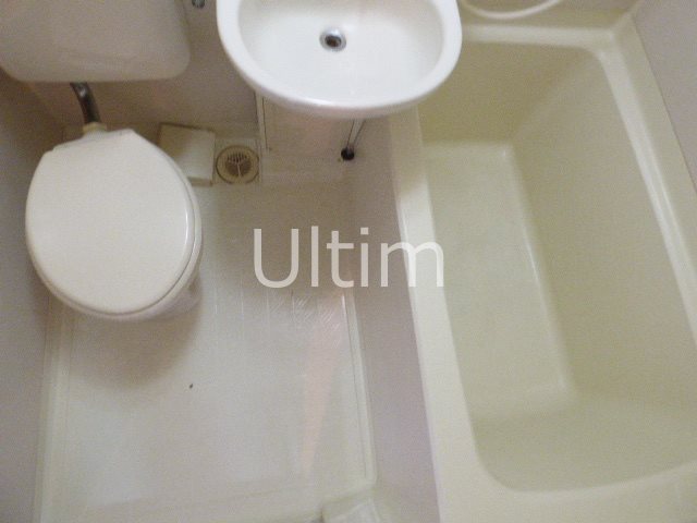 バス・シャワールーム　別部屋のお写真です。ご参考までに！